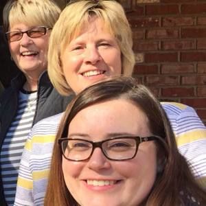 Meet your Posher, Lauren